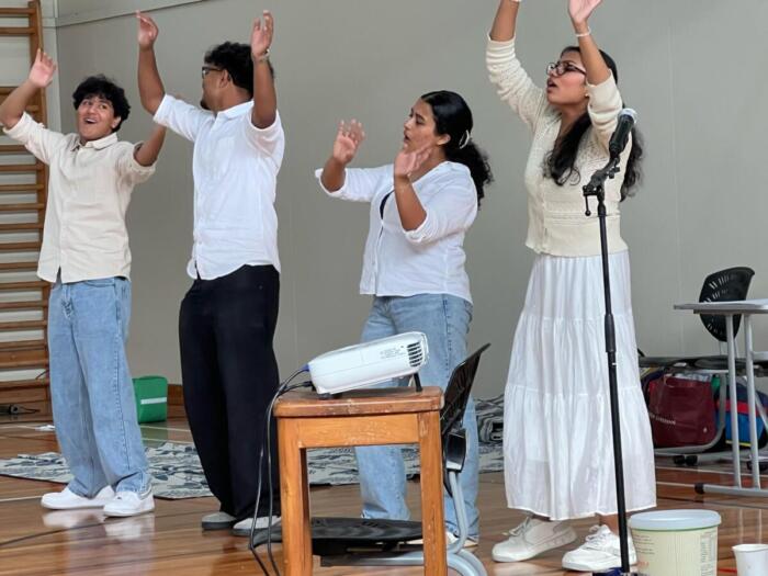 PHOTO-2025-04-25-18-08-53